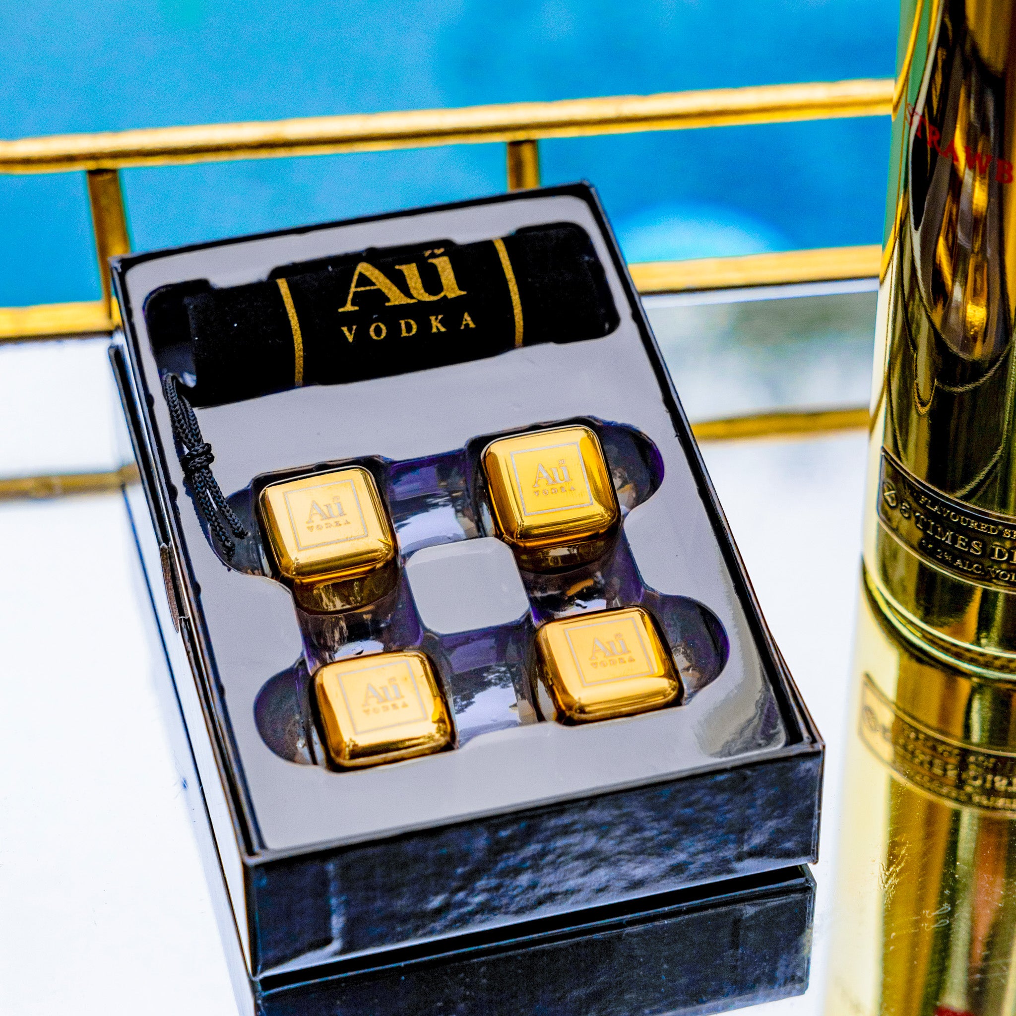 Au Gold Vodka Rocks – Au Vodka Europe